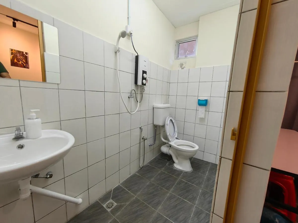 Ww Hostel 22A Private Shower جورج تاون 0*,  ماليزيا