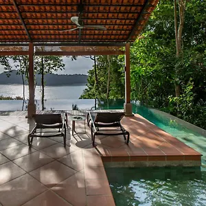 Ambong Pool - Private Pool , Pantai Cenang (Langkawi) Malaisie